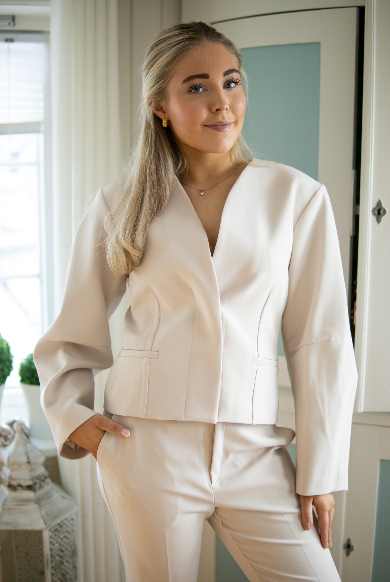 Chayce Blazer - Beige - Blazer - Helt Dilla AS