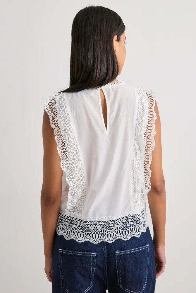 Samia Lace Top - white - Bluser - Helt Dilla AS