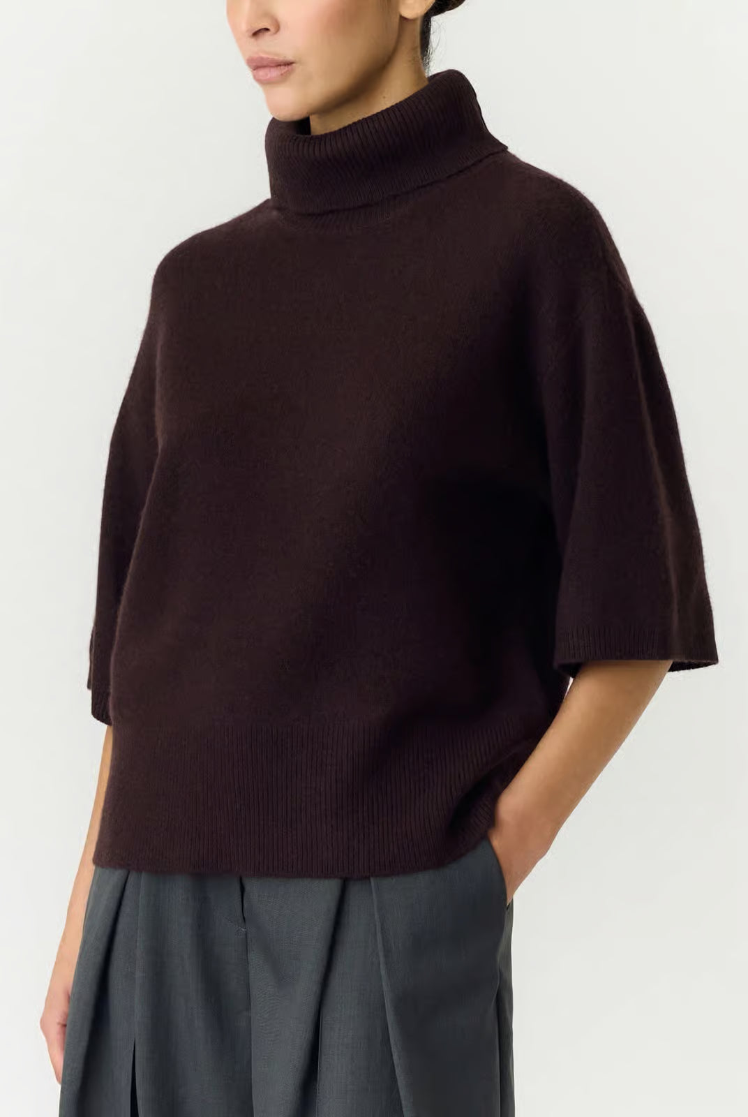 Emila 2/4 Wool Knit Pullover - Coffee Bean - Topp - Helt Dilla AS