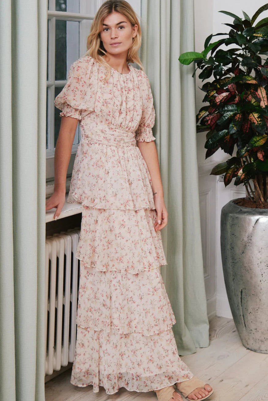 Sable Meadow Printed Dress - Creme - Kjoler - Helt Dilla AS