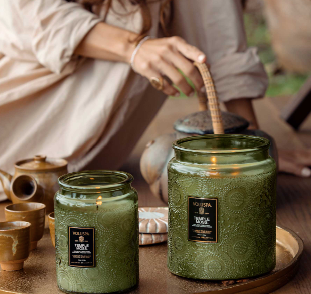 Temple Moss Large Jar Candle 18oz - Tilbehør - Helt Dilla AS