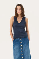 Nikkia Singlet - After Midnight - Singlet - Helt Dilla AS