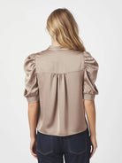 Roella Heavy Sateen Blouse - Dark Taupe - Bluser - Helt Dilla AS