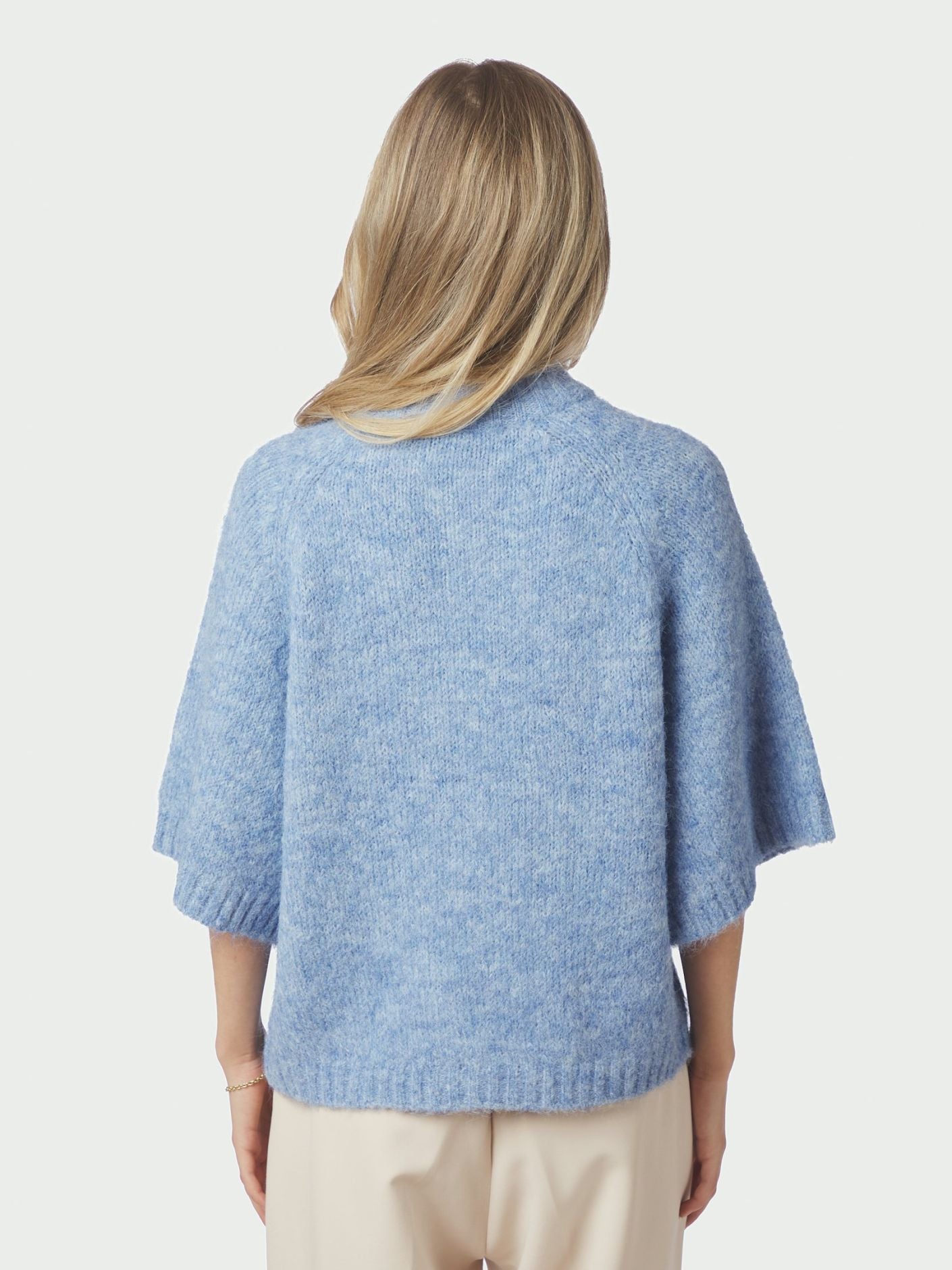 Benuta Fluffy Knit Cardigan - Dusty Blue - Cardigans - Helt Dilla AS
