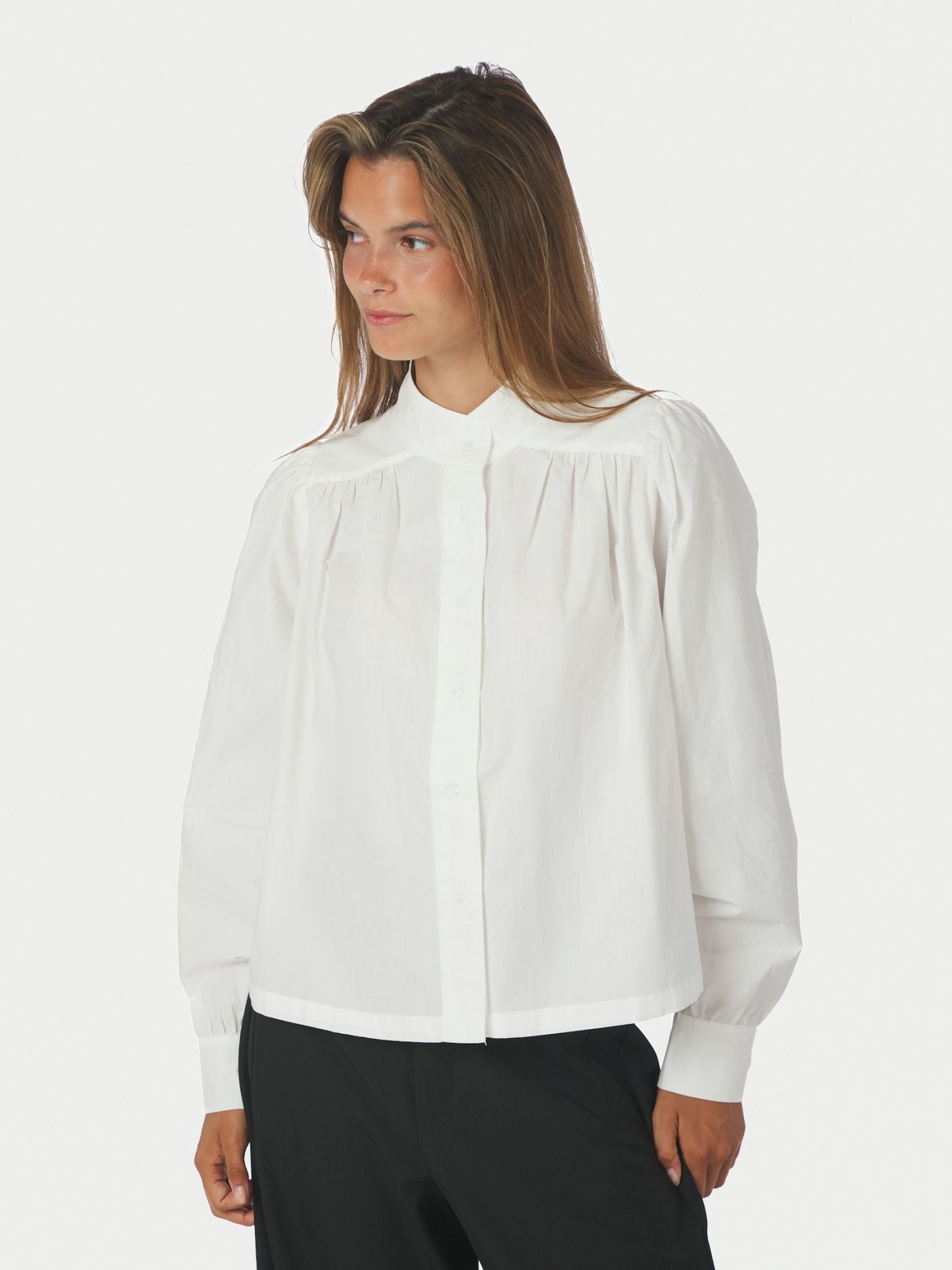 Melya Poplin Shirt - White - Bluser - Helt Dilla AS