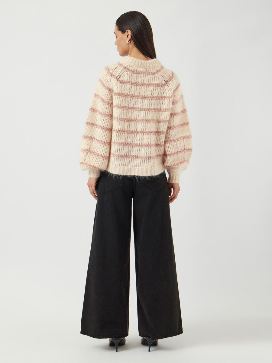 Chima Wool Blend Knit Pullover - Off-White med striper