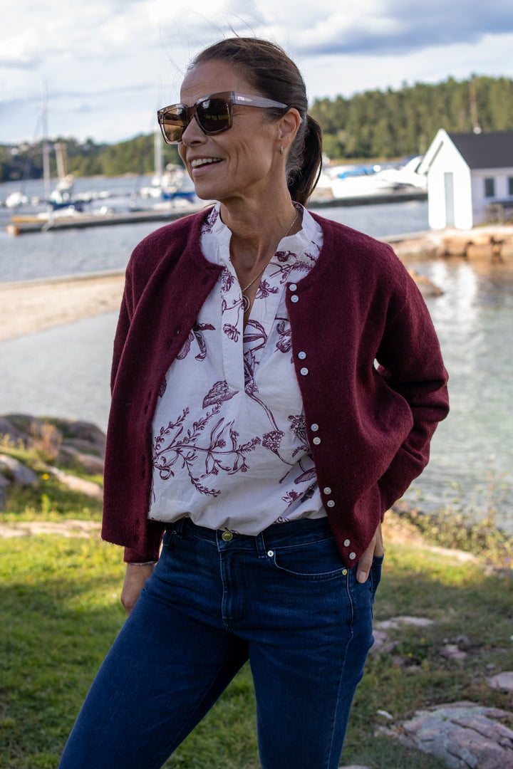 Sille Bluse - Tawny port botanical Prin