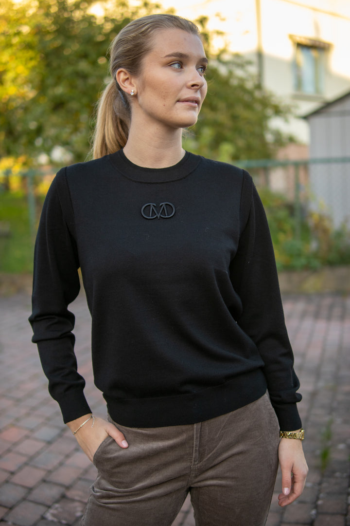 Veran Pullover - Black - Genser - Helt Dilla AS