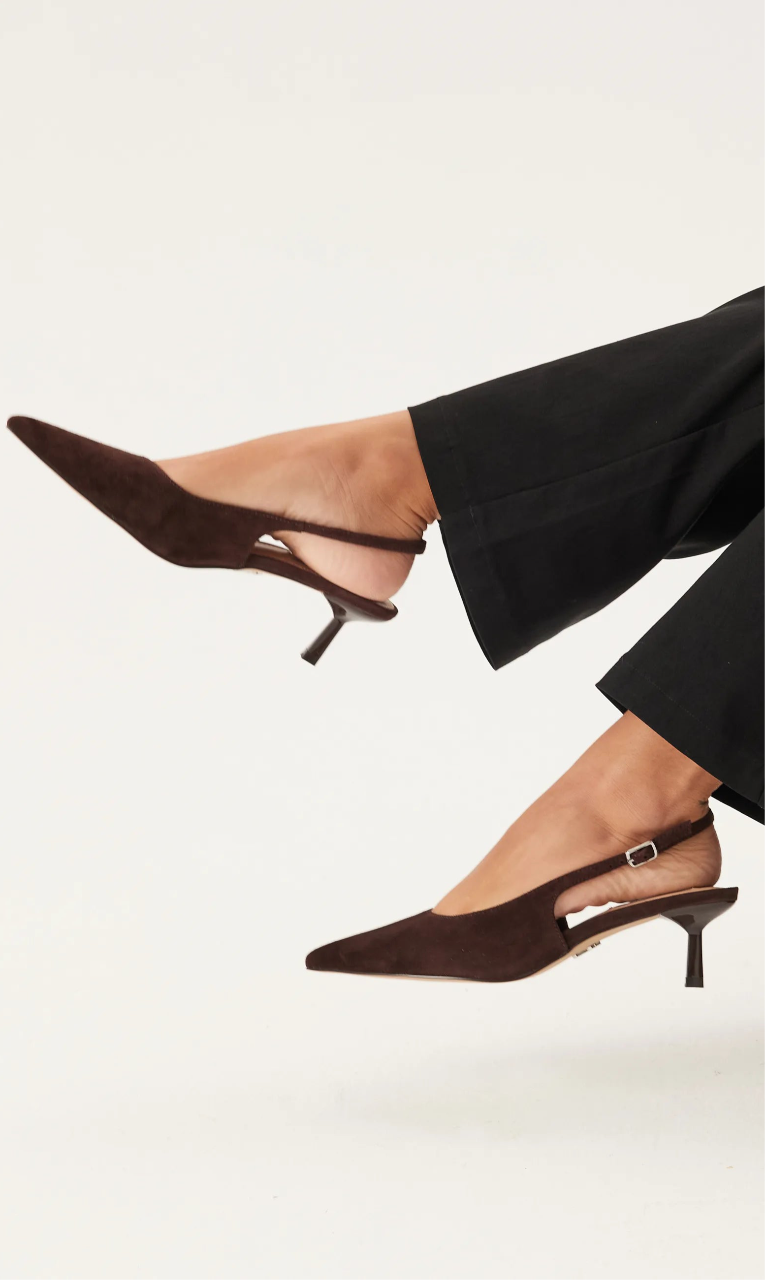 Korra Klassiske Pumps - Ground Coffee - Sko - Helt Dilla AS