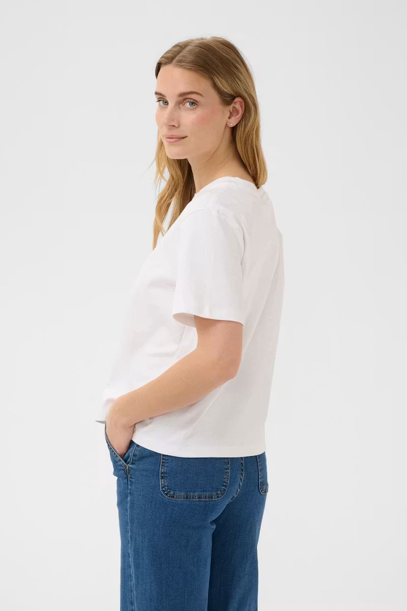 Anne T-Shirt - White - T-skjorter - Helt Dilla AS
