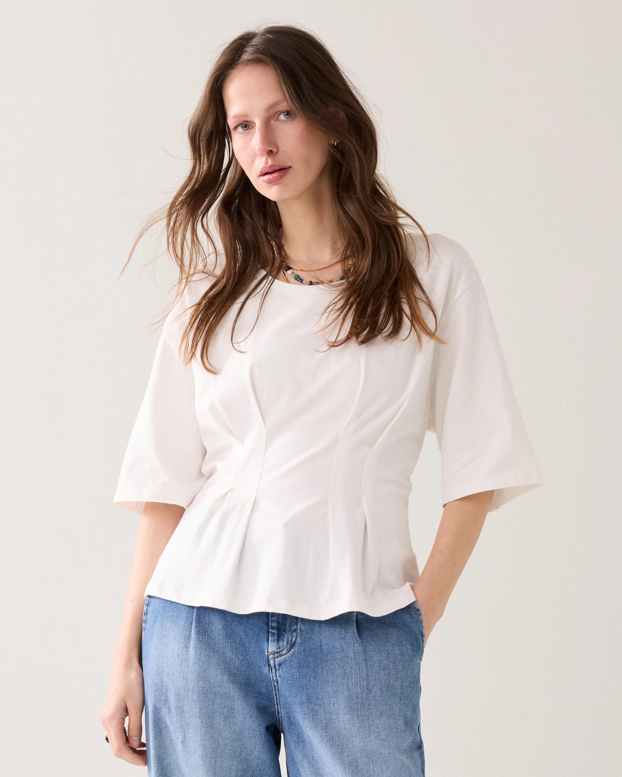 FEMININE JERSEY T-SHIRT - White - T-skjorter - Helt Dilla AS