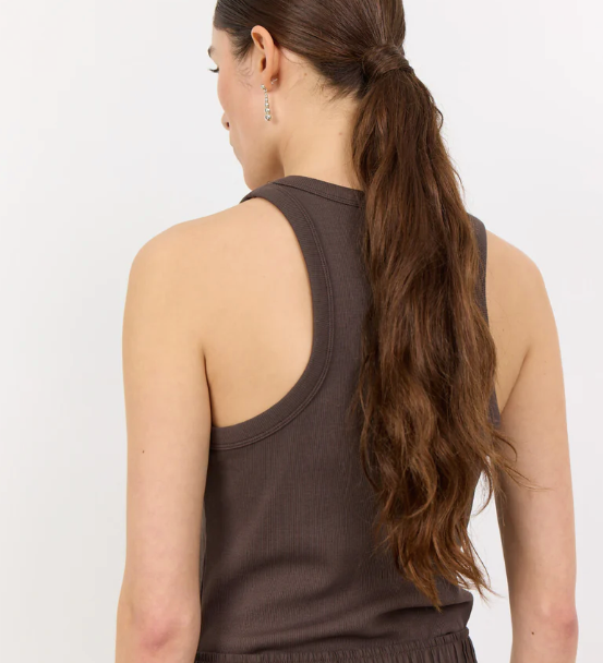 Numbia 1 singlett - Mørkebrun - Singlet, Topper & T-skjorter - Helt Dilla AS