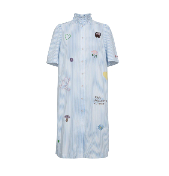 NuAshley Embroidery Dress - Airy Blue - Kjoler - Helt Dilla AS