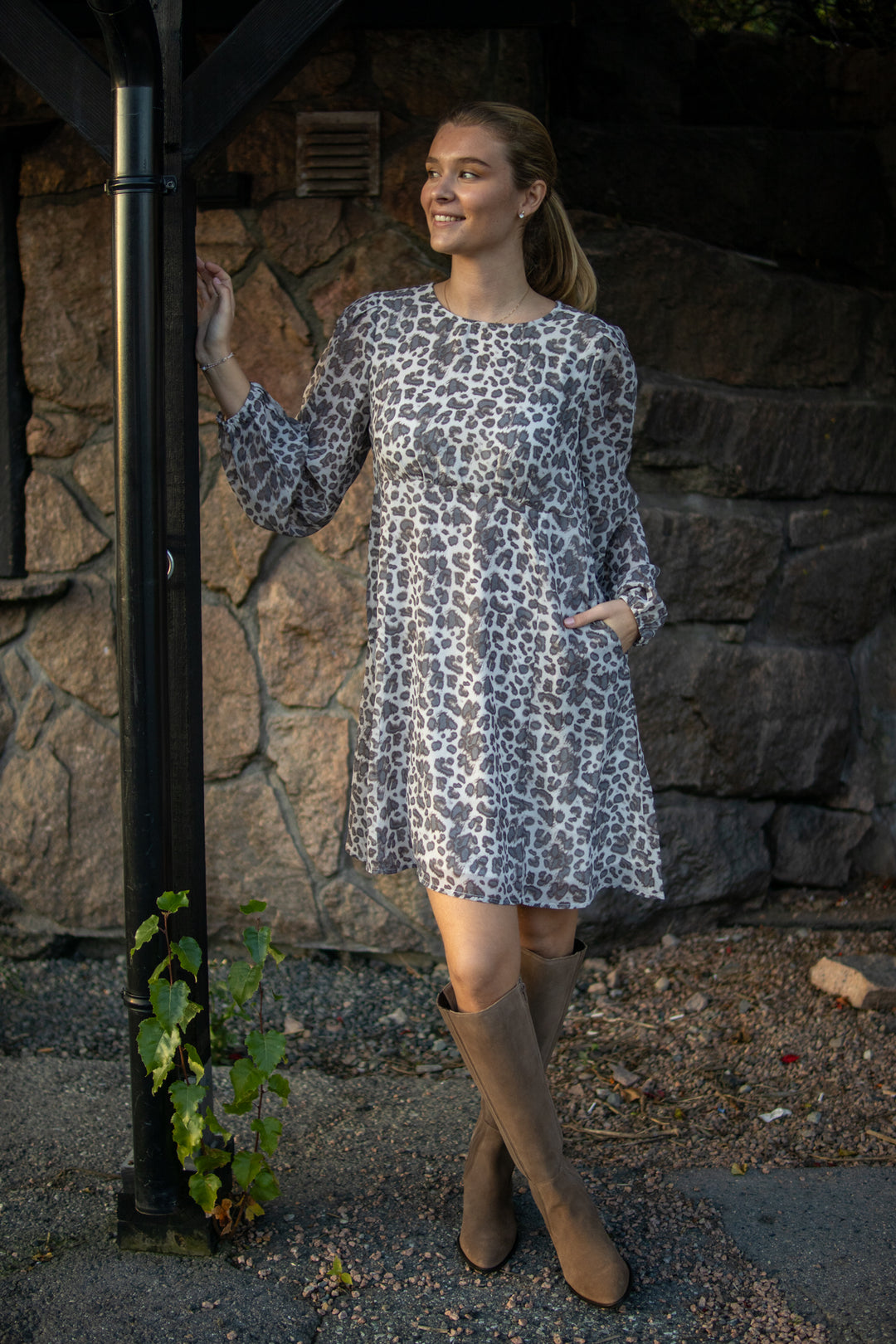 Miller Short Leo Dress - Leo - Kjoler - Helt Dilla AS