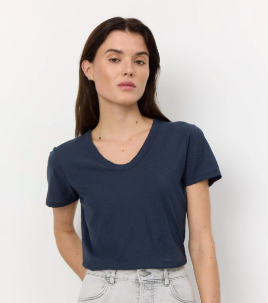 Any 2 t-shirt - mørkeblå - Singlet, Topper & T-skjorter - Helt Dilla AS
