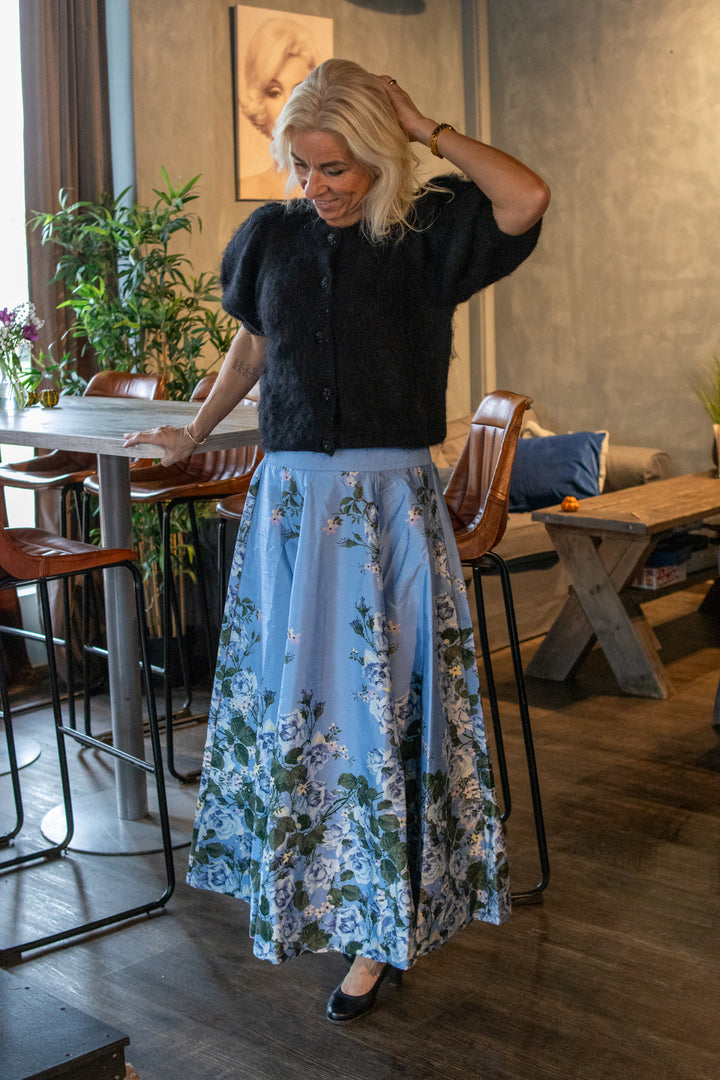 Tafetta Maxi Skirt - Azure Garden - Skjørt - Helt Dilla AS