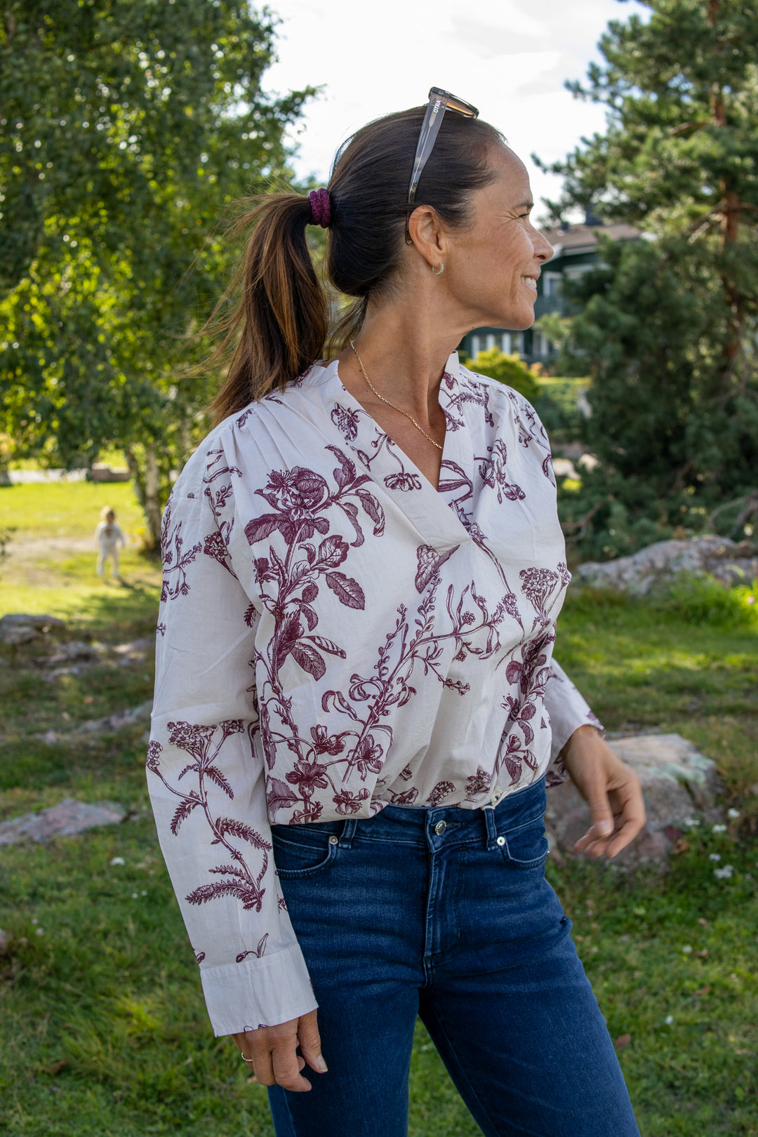 Sille Bluse - Tawny port botanical Prin