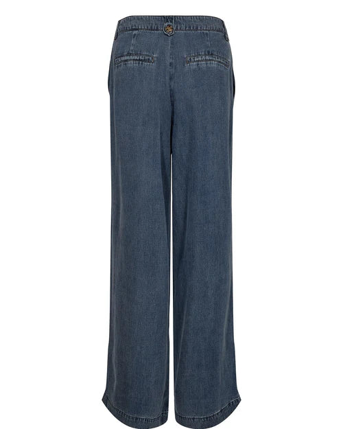 NuElida Pants - Snow Washed Denim - Bukser - Helt Dilla AS