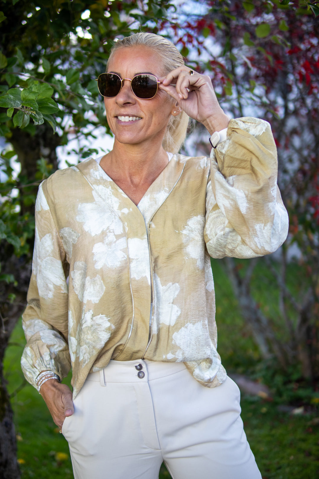 Nikki - bluse - Bluser - Helt Dilla AS