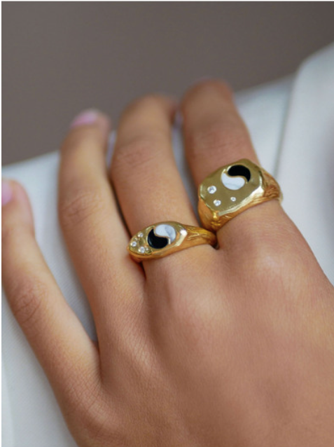 Chunky Yin yang ring - gull - Tilbehør - Helt Dilla AS