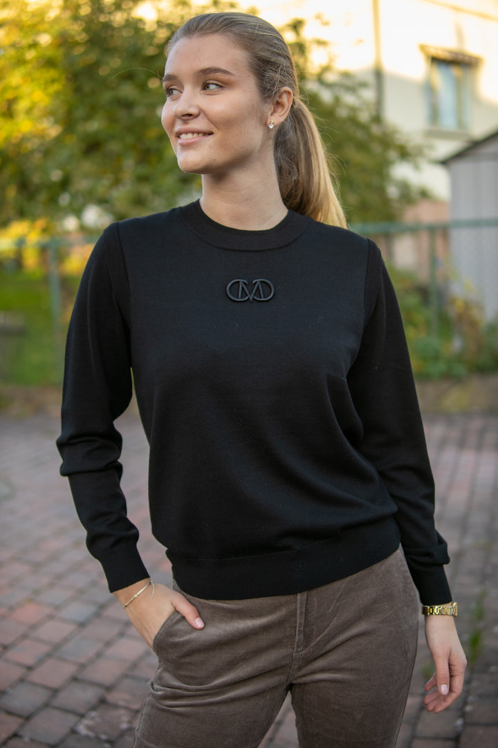 Veran Pullover - Black - Genser - Helt Dilla AS