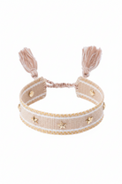 Woven Friendship Bracelet W/Star Studs - Sand W/ Gold - Tilbehør - Helt Dilla AS