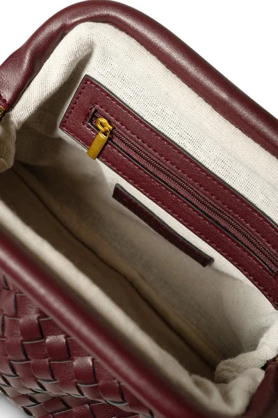 Woven Clutch - Burgundy - Tilbehør - Helt Dilla AS