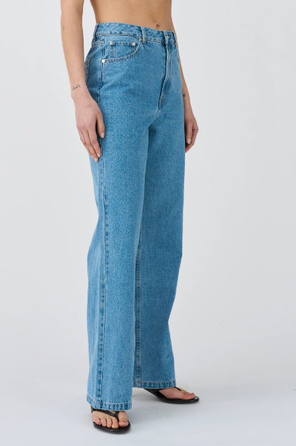 Brooke Jeans  - Wash Mid Blue - Jeans - Helt Dilla AS