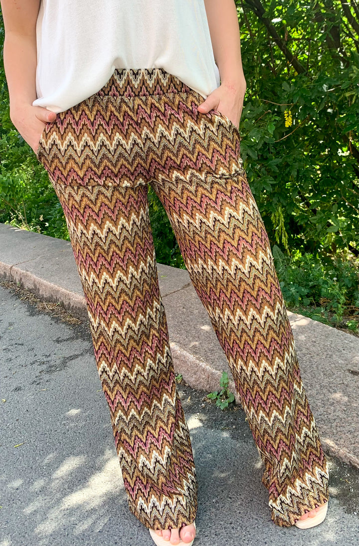 Wideleg zig zag pant - multi color - Bukser - Helt Dilla AS