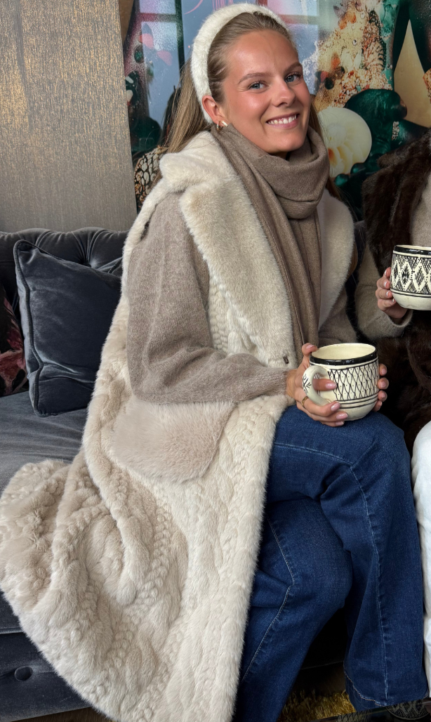 Aspen Vest - beige - Vest - Helt Dilla AS