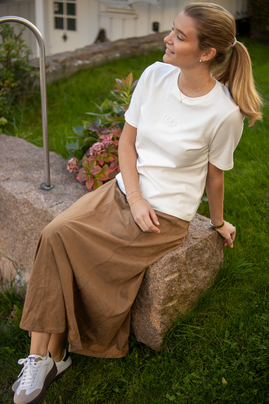 Muse Tee - Hvit - Singlet, Topper & T-skjorter - Helt Dilla AS