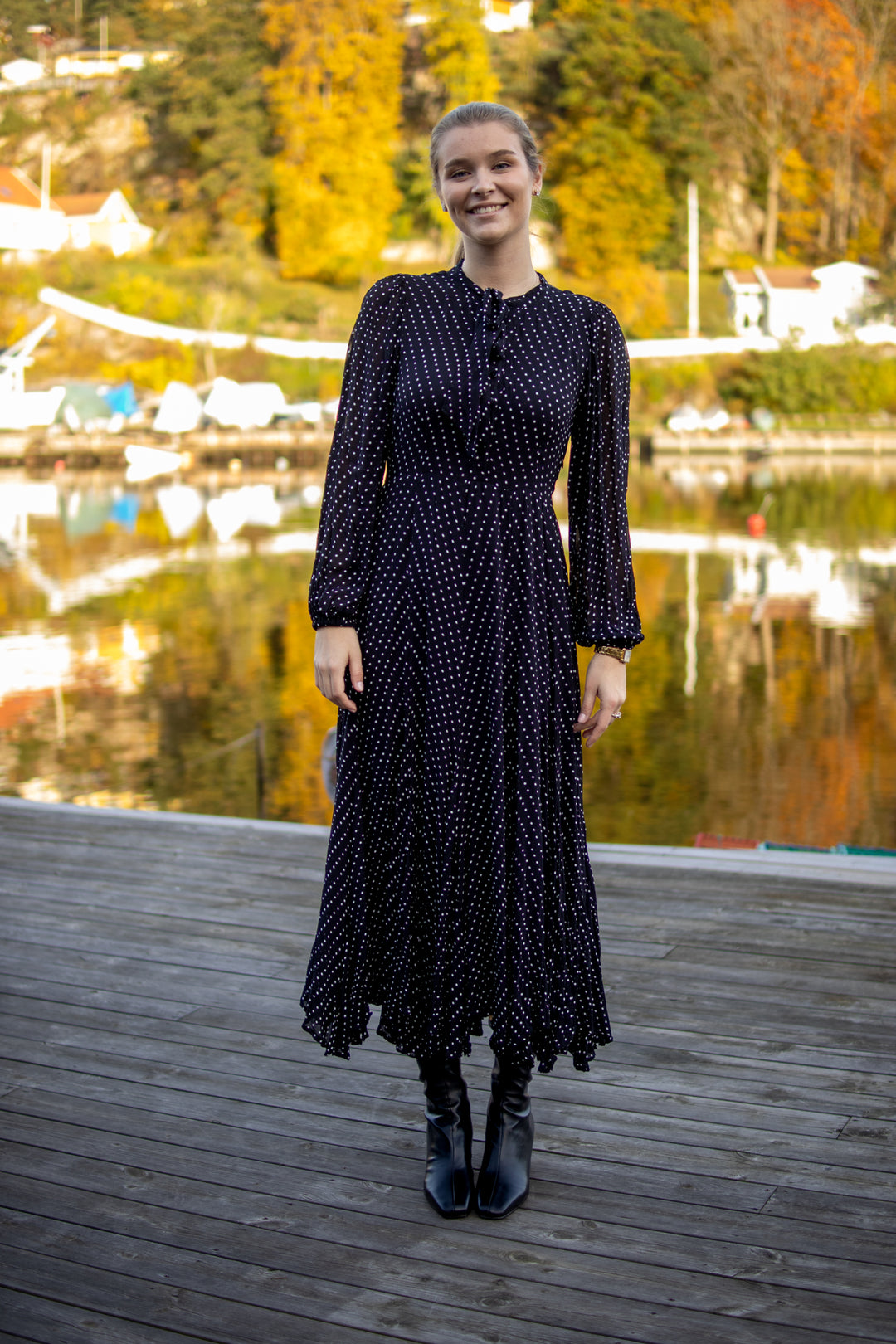 Daniella Dress London - Kjoler - Helt Dilla AS