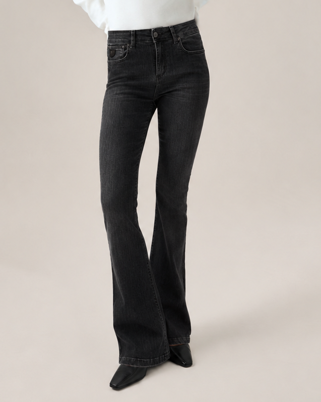 Raval 16 Black Aged Edge - Gisele Blackness - Jeans - Helt Dilla AS