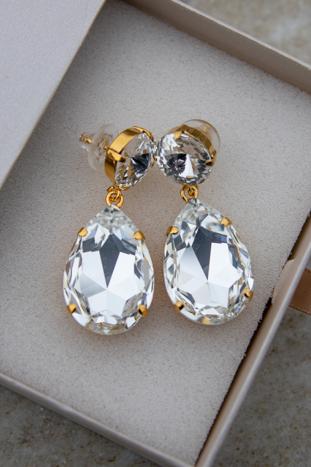 Perfect drop earring - crystal - Tilbehør - Helt Dilla AS