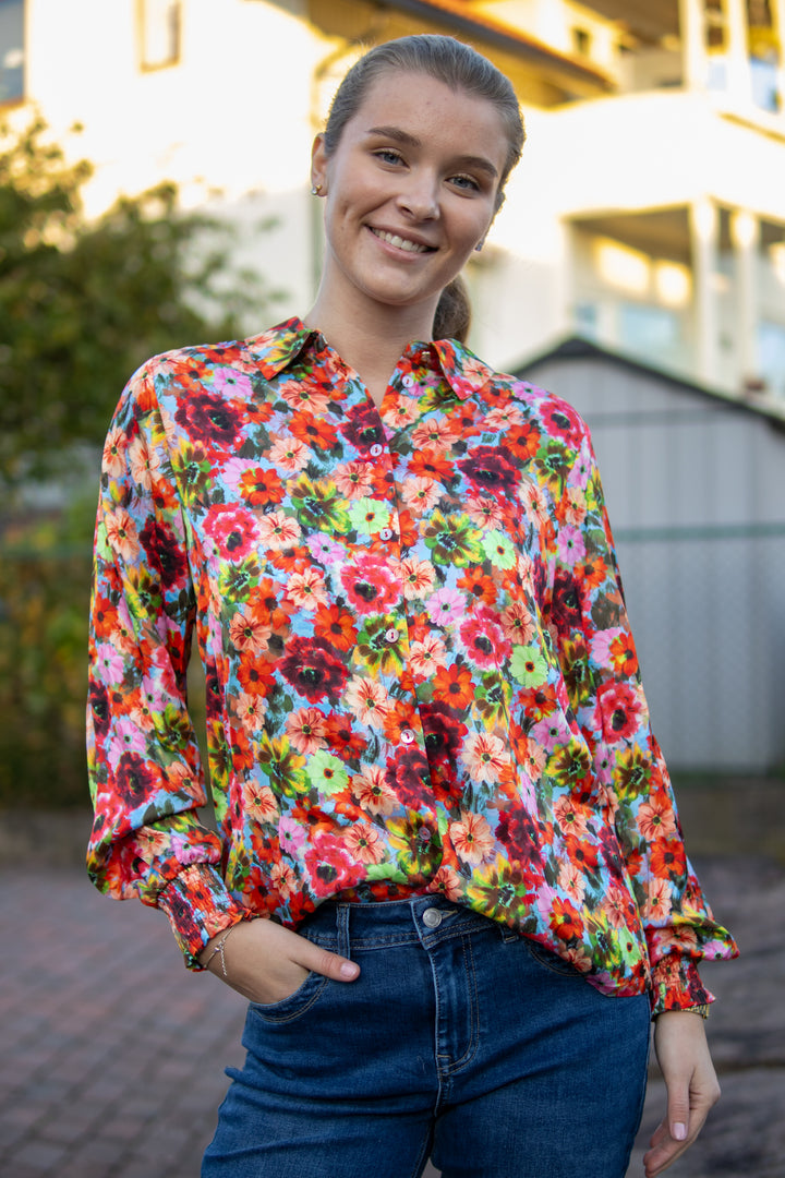 Mista Shirt - Fiery Red - Skjorter - Helt Dilla AS