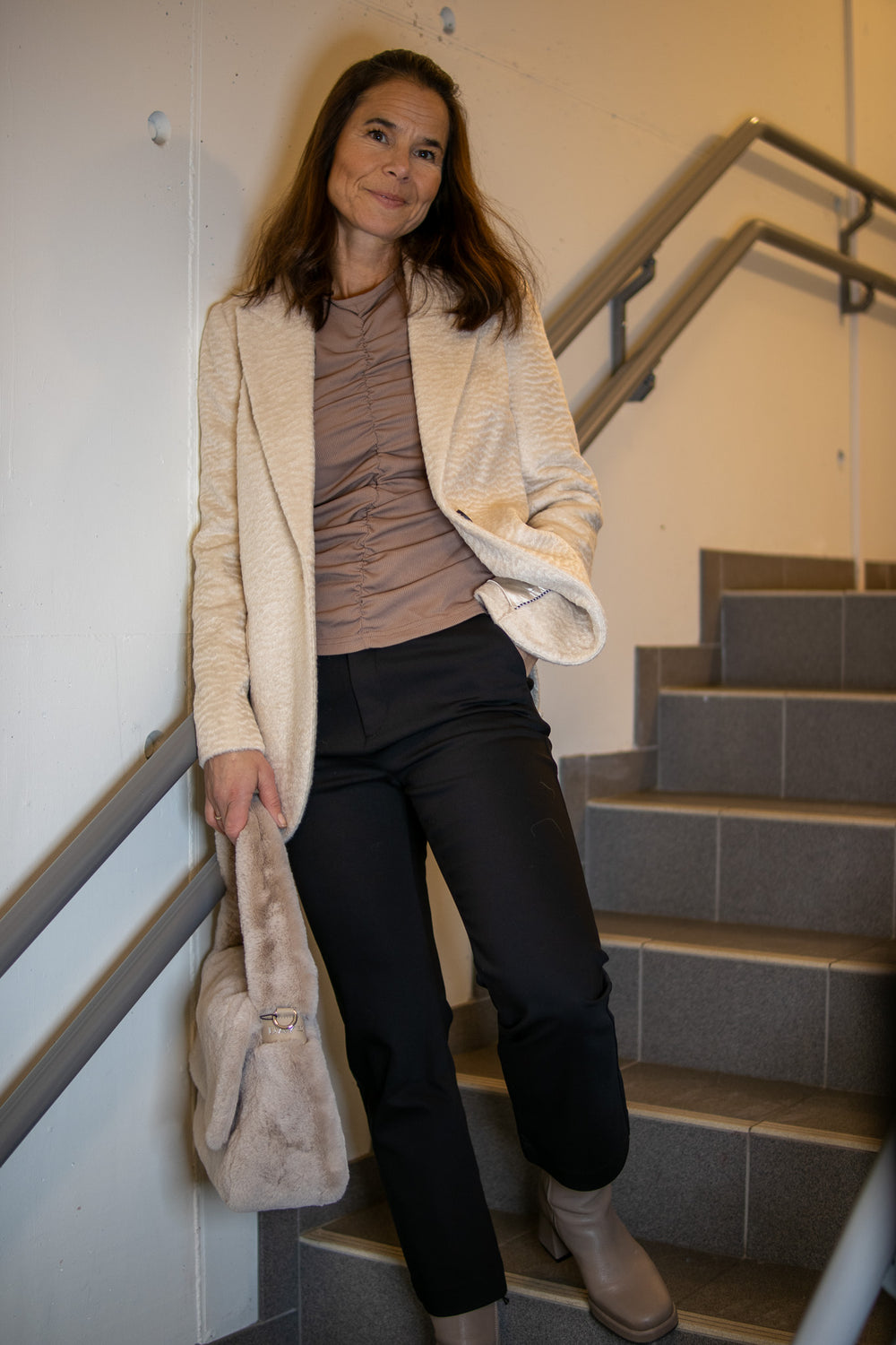 Fluffy Oversize Blazer - Bone - Blazer - Helt Dilla AS