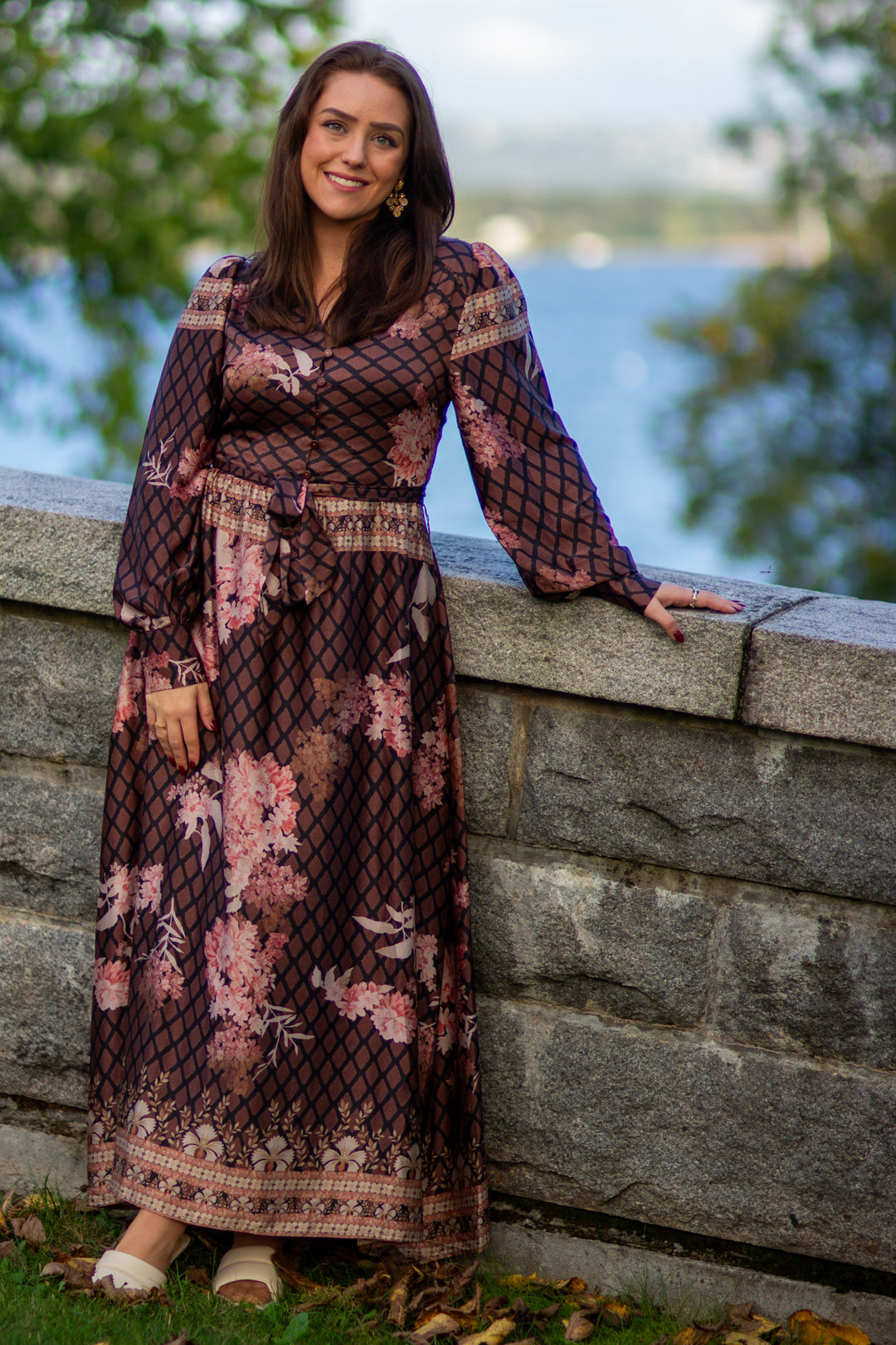 Nova Botanical Border Dress - brown - Kjoler - Helt Dilla AS