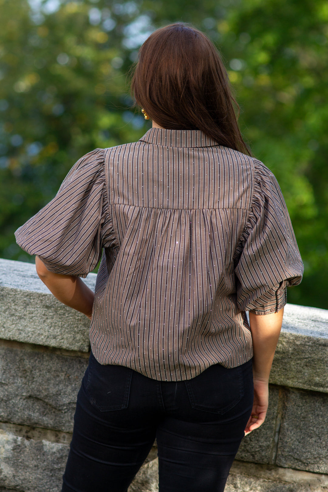 Etta Soft Stripe Stone Shirt - Brown - Skjorter - Helt Dilla AS