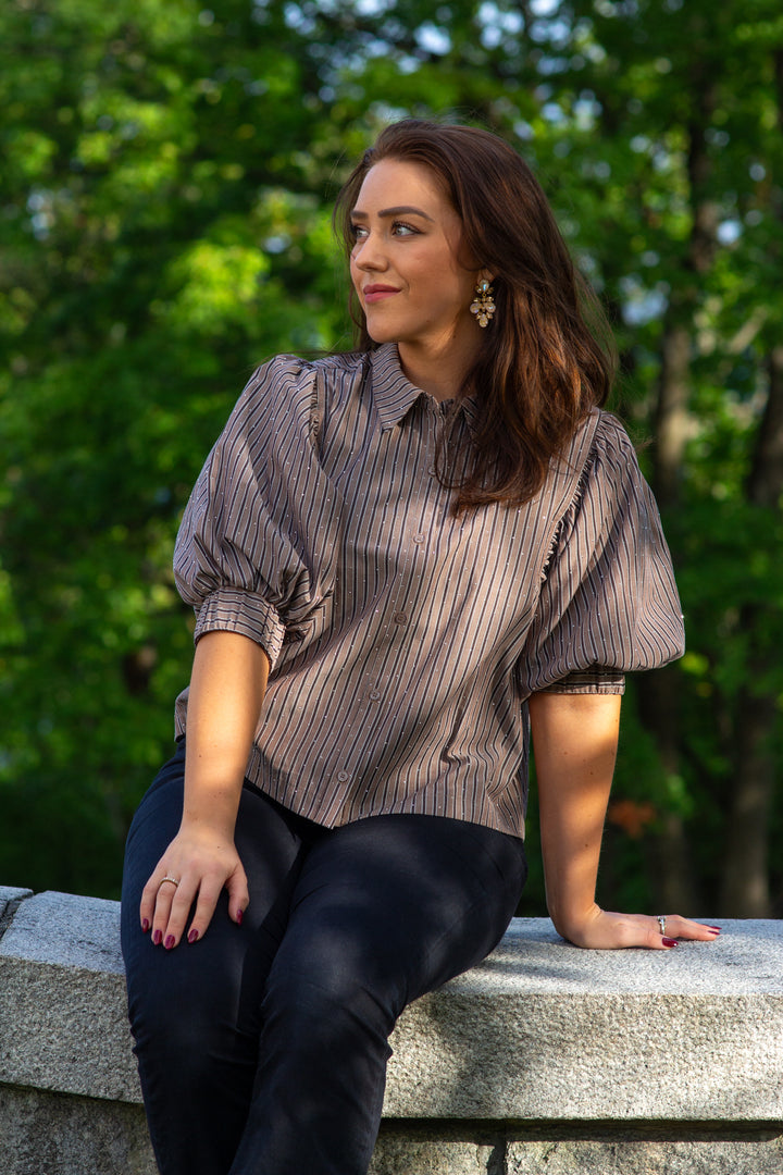 Etta Soft Stripe Stone Shirt - Brown - Skjorter - Helt Dilla AS