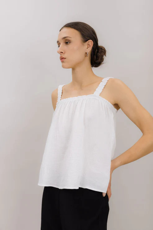 Nera Top - White - Topp - Helt Dilla AS