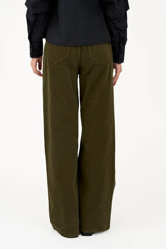 Gilly Jeans Baby Cord - Dark Olive - Jeans - Helt Dilla AS