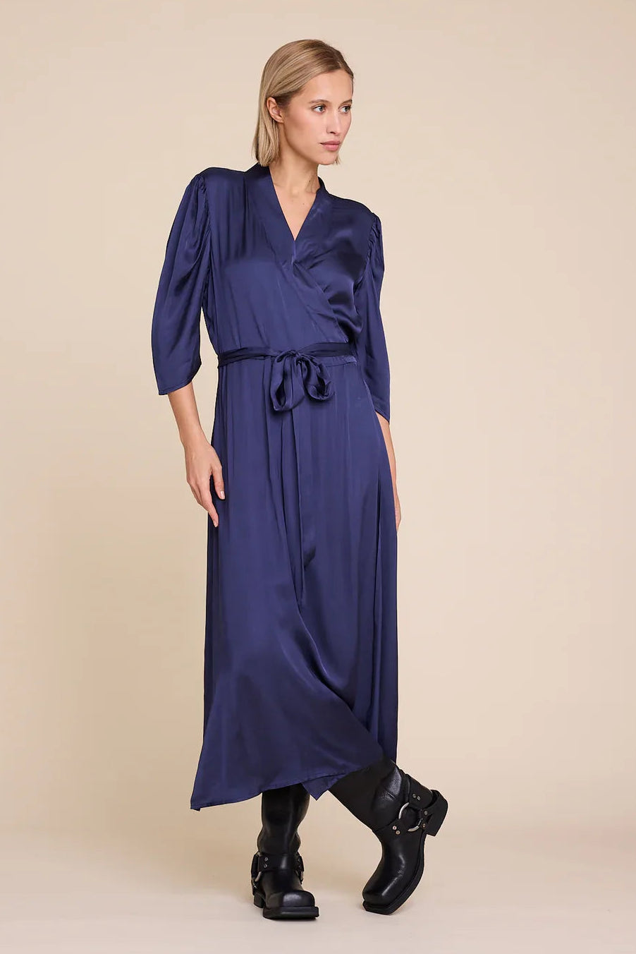 Scarlett Solid Dress - Dark Blue - Kjoler - Helt Dilla AS