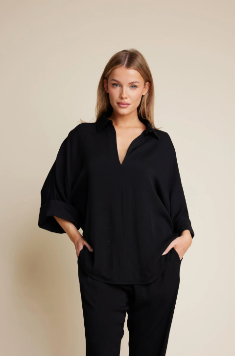 CLASSY Blouse - BLACK