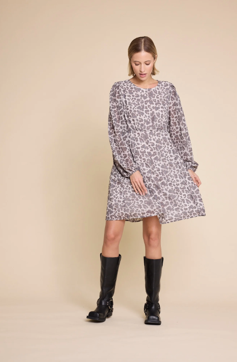 Miller Short Leo Dress - Leo - Kjoler - Helt Dilla AS