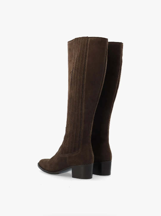 BiaCarol Chealse Knee High Boot Oily Suede - Brown - Sko - Helt Dilla AS