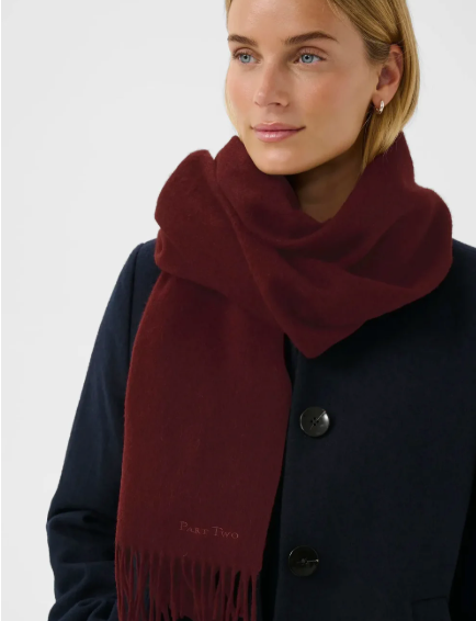 Kitha Skjerf - Burgunder