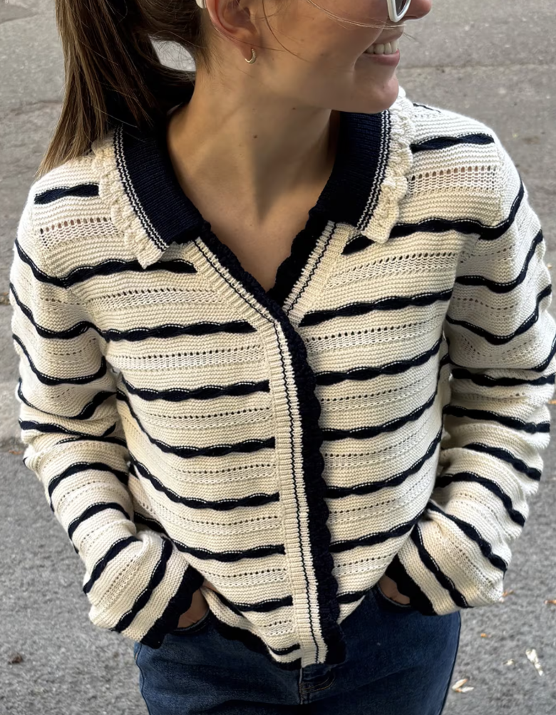 Maddy Knit Cardigan - Birch/navy - Cardigans - Helt Dilla AS