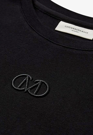 Muse Tee - Black
