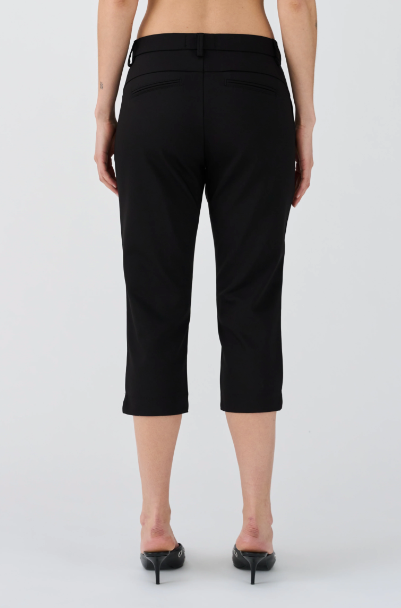 Alice Capri Pant - black - Bukser - Helt Dilla AS