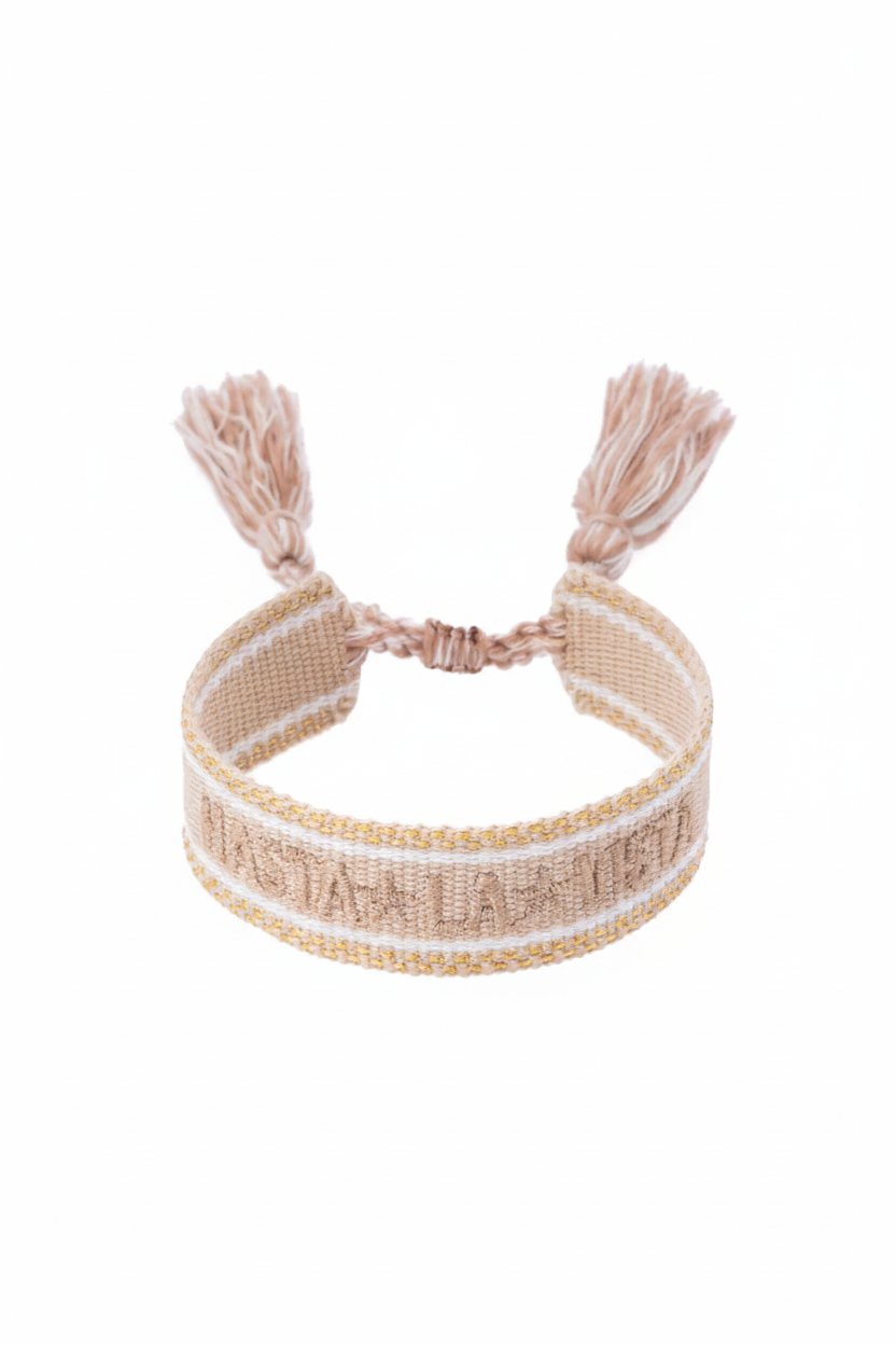 Woven Friendship Bracelet - "Hasta La Vista" Sand W/Gold - Tilbehør - Helt Dilla AS